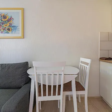 Apartment Partizanu Studijos Apartmentas #5 By Polo *